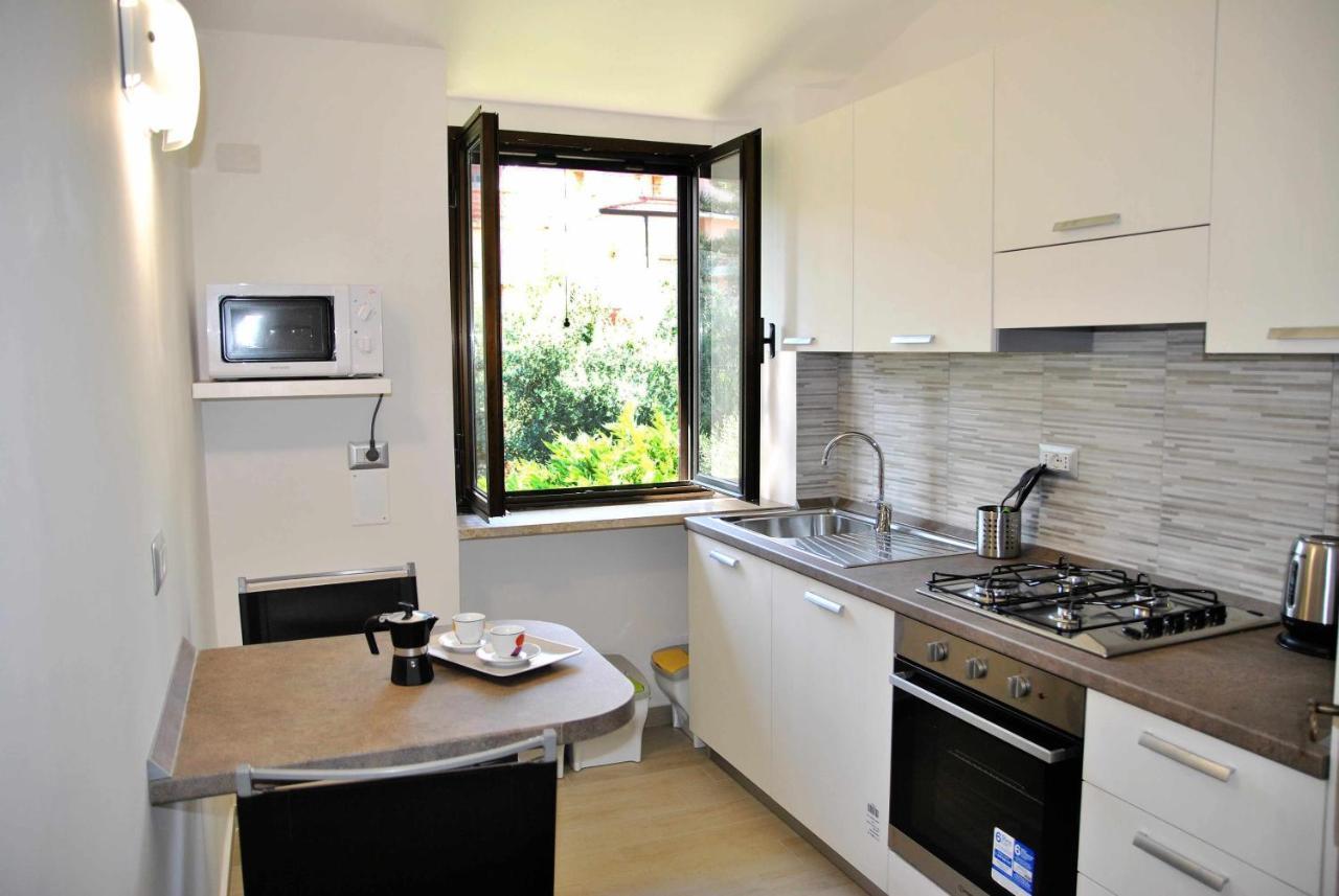 Ferienwohnung Casa Dinky Attico Con Terrazza Vista Mare Formia Exterior foto