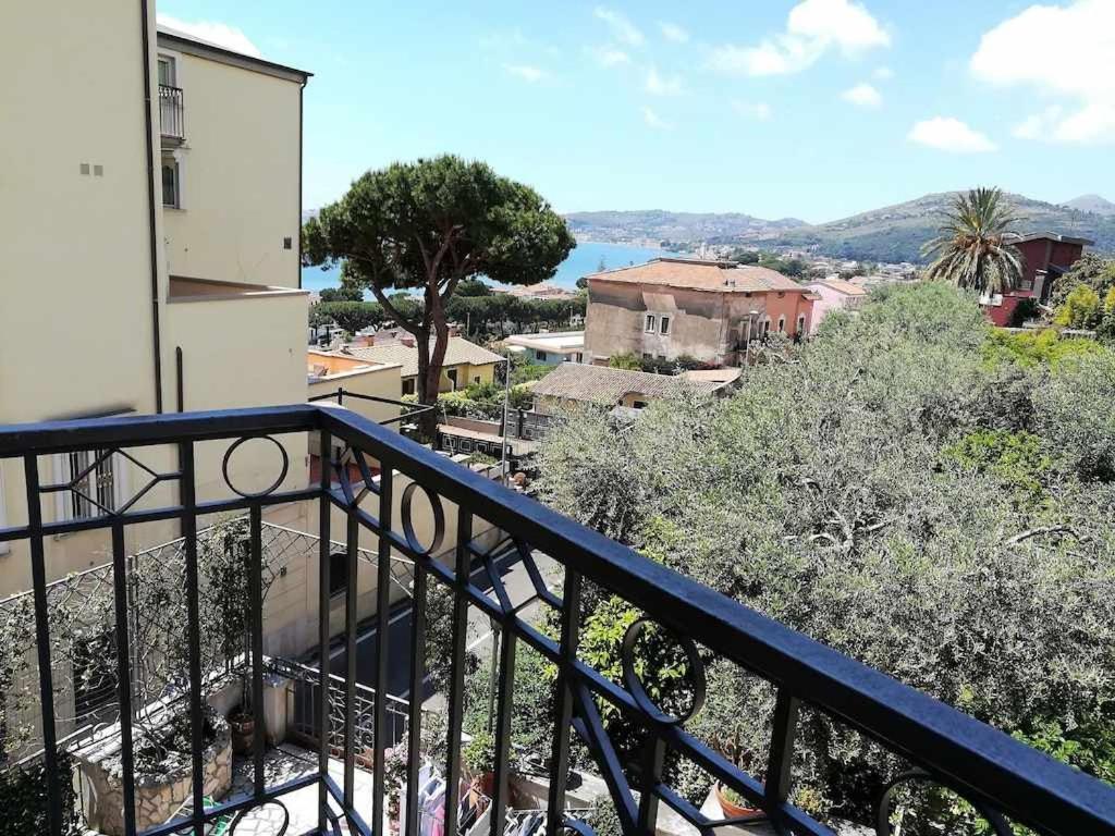 Ferienwohnung Casa Dinky Attico Con Terrazza Vista Mare Formia Exterior foto