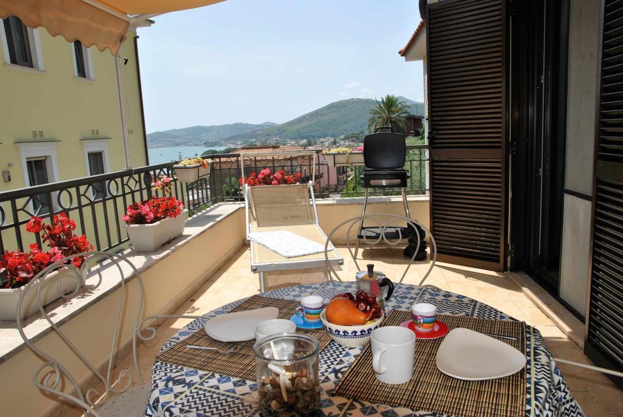 Ferienwohnung Casa Dinky Attico Con Terrazza Vista Mare Formia Exterior foto